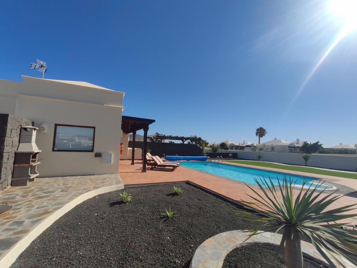 Villa Belja Playa Blanca  Exteriör bild